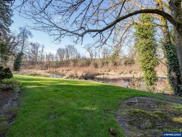 6503 Kinns Rd NE, Woodburn, OR 97071