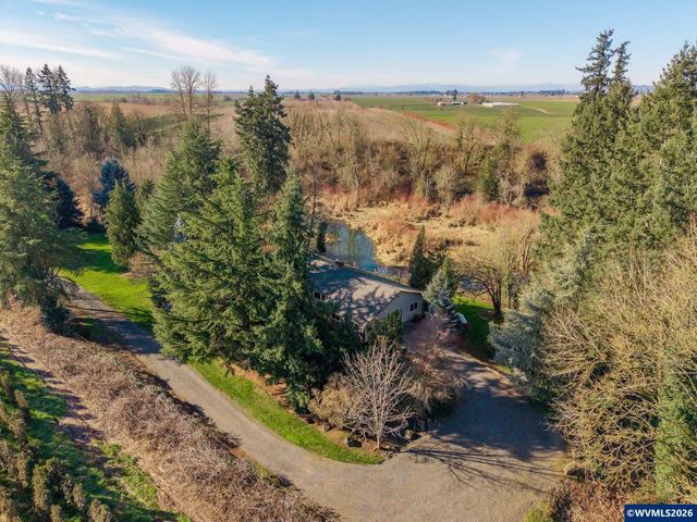 6503 Kinns Rd NE, Woodburn, OR 97071