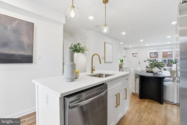 4816 8TH ST NE, Washington, DC 20017