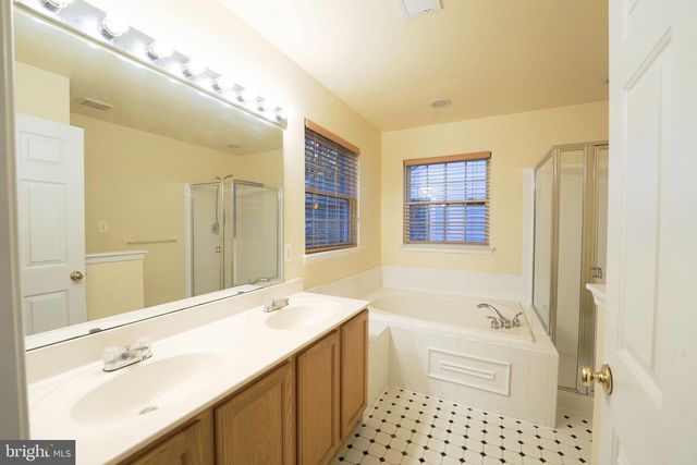 303 HIGHLAND RIDGE AVE, Gaithersburg, MD 20878