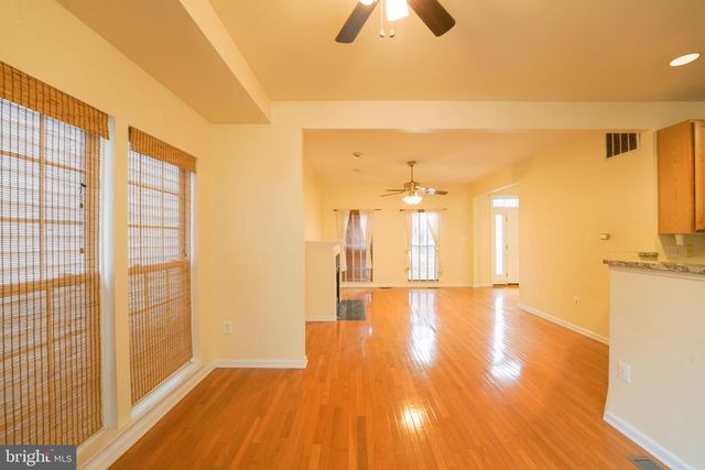 303 HIGHLAND RIDGE AVE, Gaithersburg, MD 20878