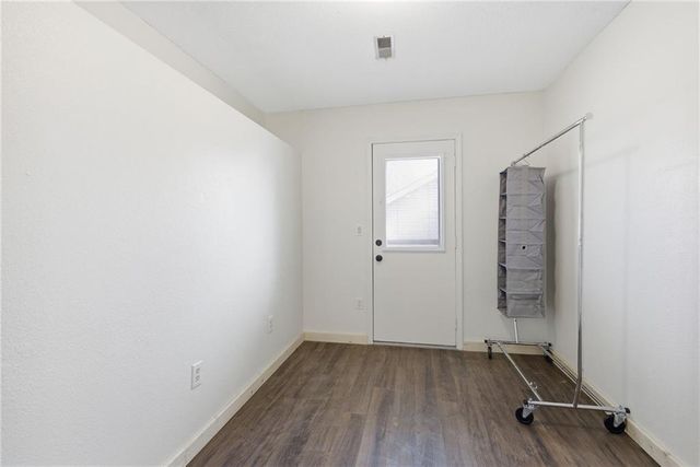 126 SE 240th Road, Warrensburg, MO 64093