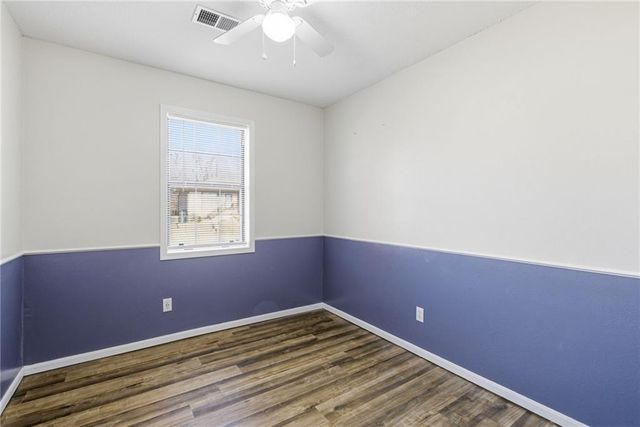 126 SE 240th Road, Warrensburg, MO 64093