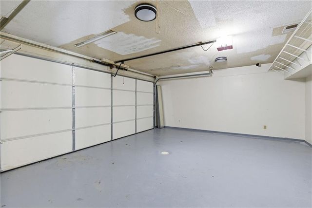 126 SE 240th Road, Warrensburg, MO 64093