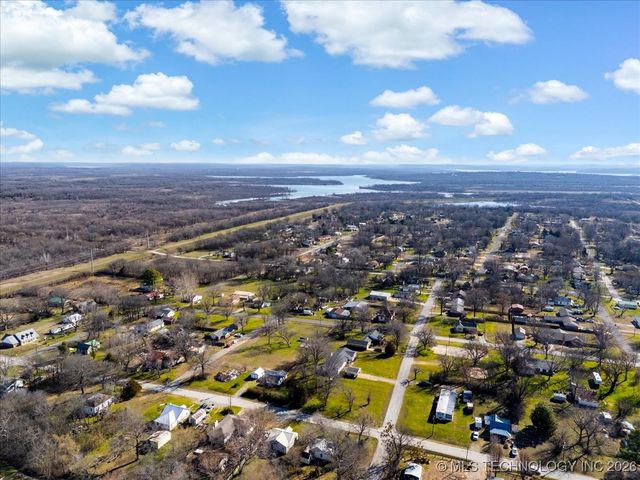 509 NE 10th Street, Wagoner, OK 74467