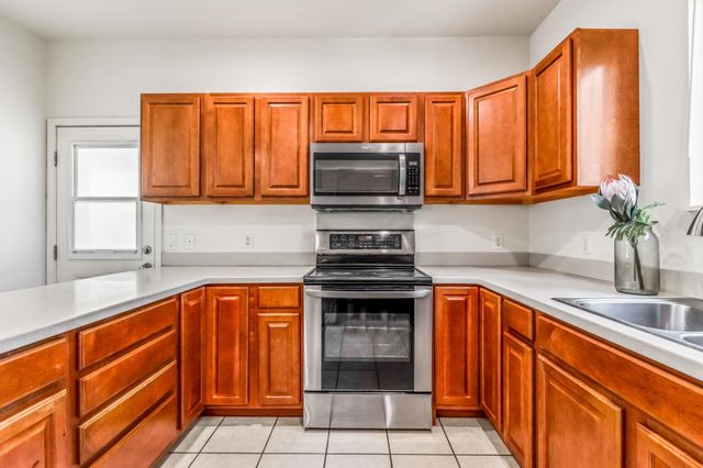 206 Oluea Cir, Kihei, HI 96753