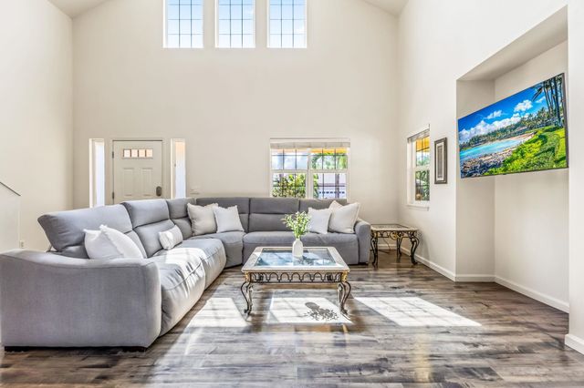 206 Oluea Cir, Kihei, HI 96753