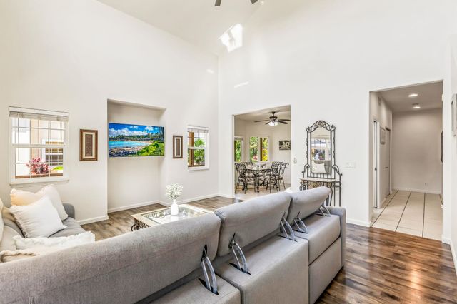 206 Oluea Cir, Kihei, HI 96753