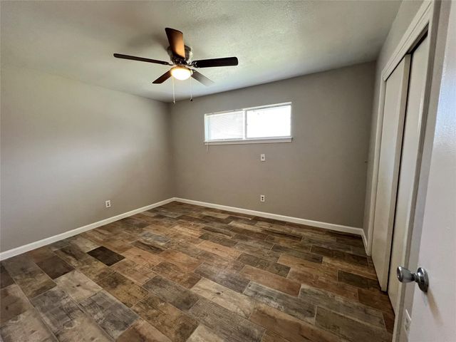 8713 Peachtree Street 1, Houston, TX 77016