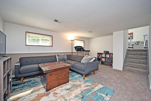 8936 Zoellner Drive, Colerain Twp, OH 45251