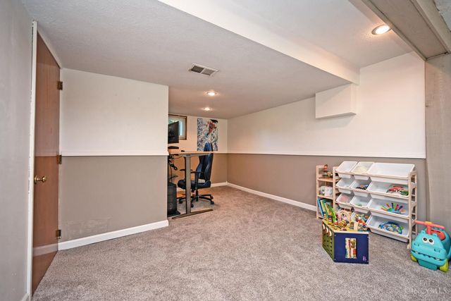 8936 Zoellner Drive, Colerain Twp, OH 45251