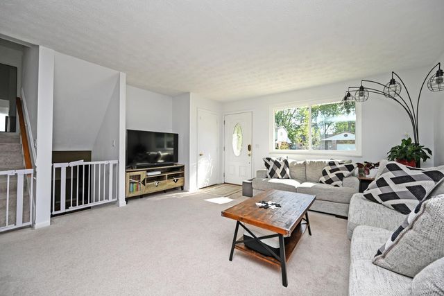 8936 Zoellner Drive, Colerain Twp, OH 45251