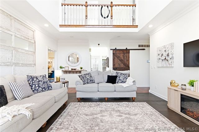 8711 Banet Road, Floyds Knobs, IN 47119