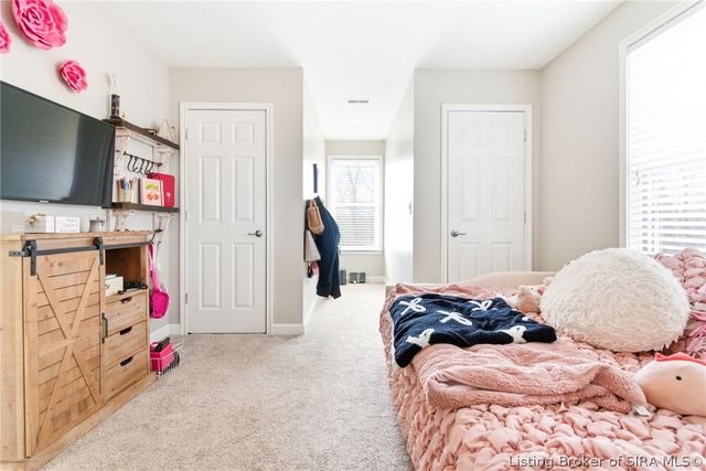8711 Banet Road, Floyds Knobs, IN 47119
