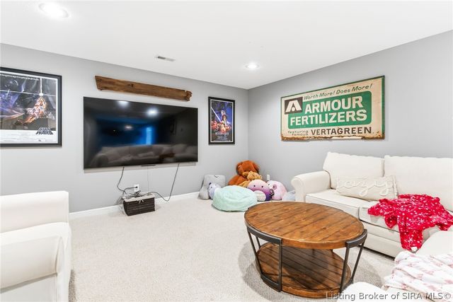 8711 Banet Road, Floyds Knobs, IN 47119