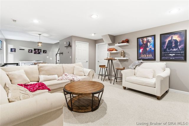 8711 Banet Road, Floyds Knobs, IN 47119