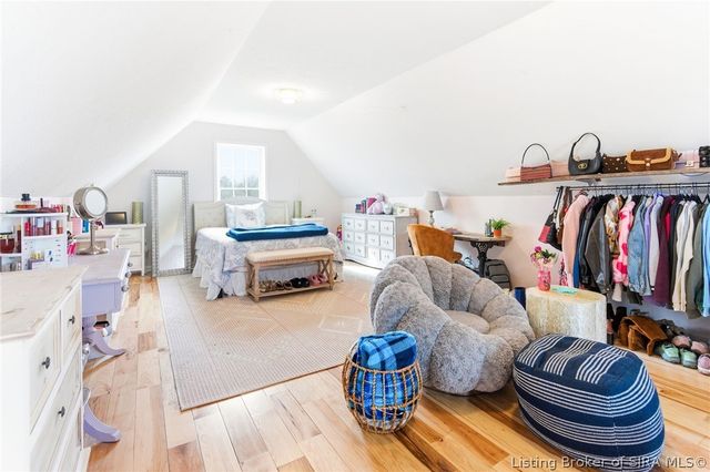 8711 Banet Road, Floyds Knobs, IN 47119