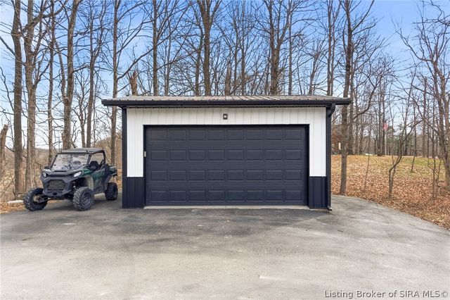 8711 Banet Road, Floyds Knobs, IN 47119