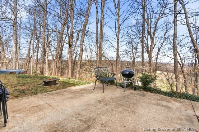 8711 Banet Road, Floyds Knobs, IN 47119