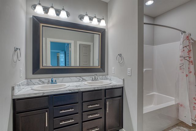 11404 Caracaras Court, Evansville, IN 47725