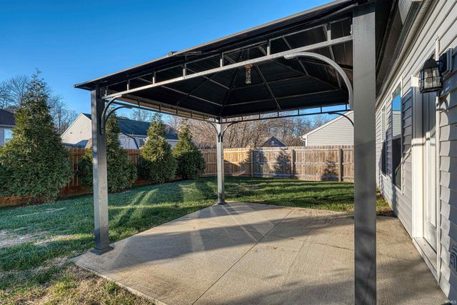 11404 Caracaras Court, Evansville, IN 47725