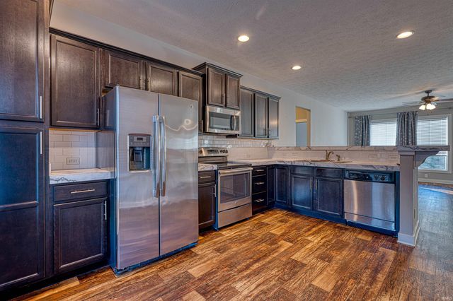 11404 Caracaras Court, Evansville, IN 47725