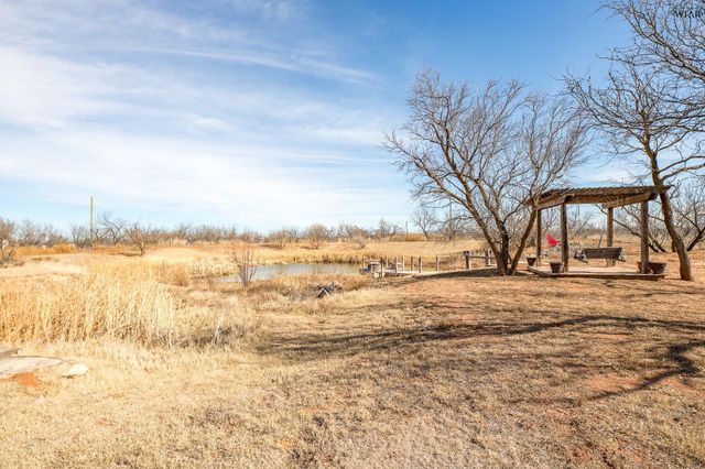 715 W OLIVE STREET, Holliday, TX 76366