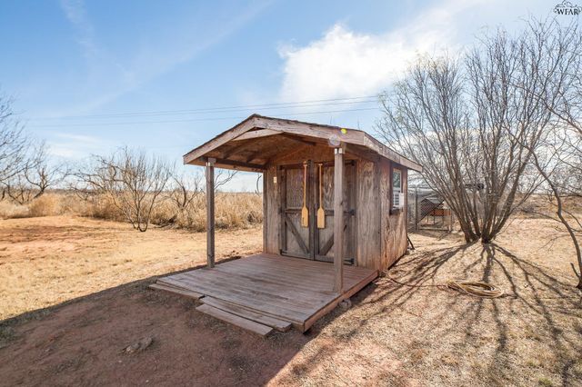 715 W OLIVE STREET, Holliday, TX 76366