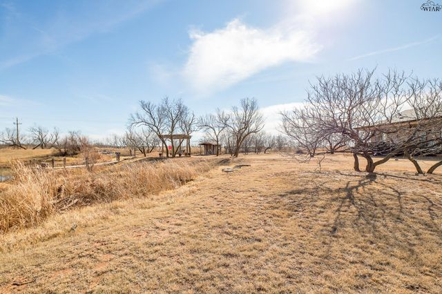 715 W OLIVE STREET, Holliday, TX 76366