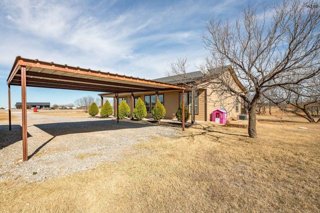 715 W OLIVE STREET, Holliday, TX 76366