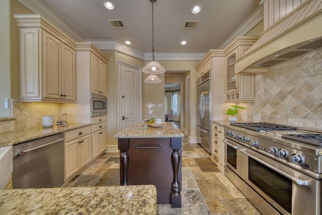 2775 San Nicolo Lane, League City, TX 77573