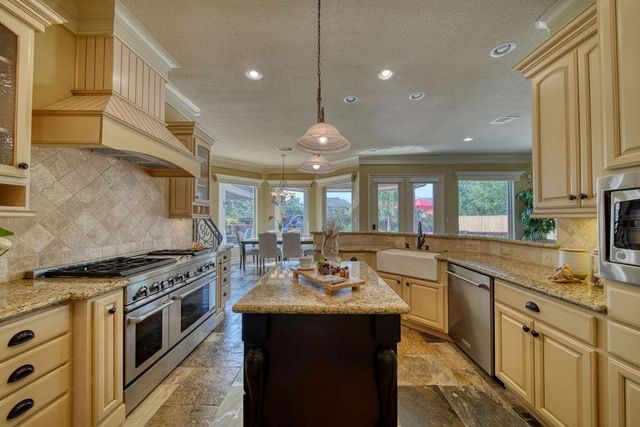 2775 San Nicolo Lane, League City, TX 77573