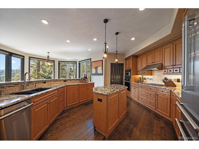 1332 Forest Trails Dr, Castle Pines, CO 80108