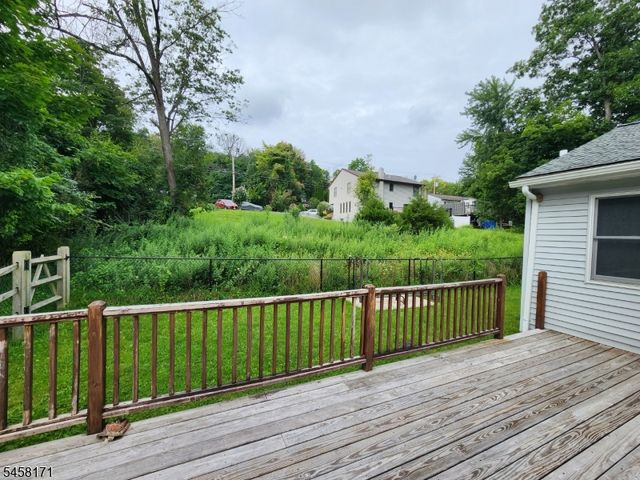 30 Locust Rd, Wantage Twp., NJ 07461