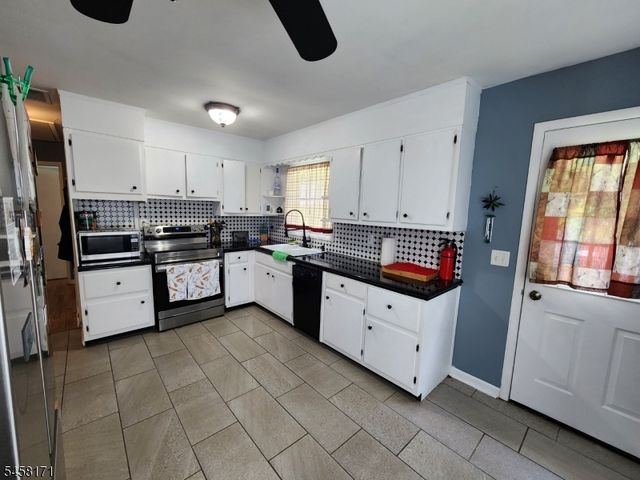 30 Locust Rd, Wantage Twp., NJ 07461