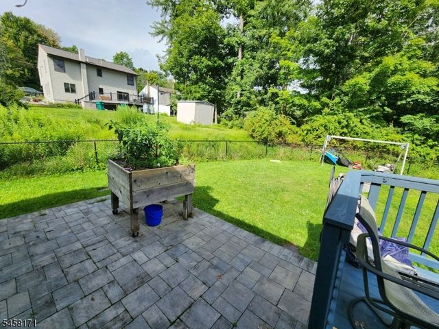 30 Locust Rd, Wantage Twp., NJ 07461
