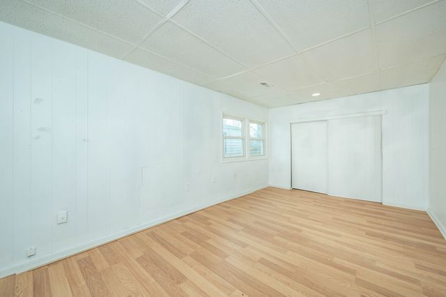 4720 NE 27th Court, Des Moines, IA 50317