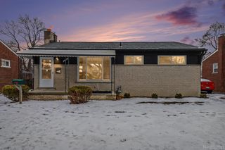 7882 Campbell Street, Taylor, MI 48180