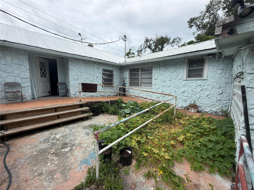 5011 GEIGER CEMETERY ROAD, Zephyrhills, FL 33541