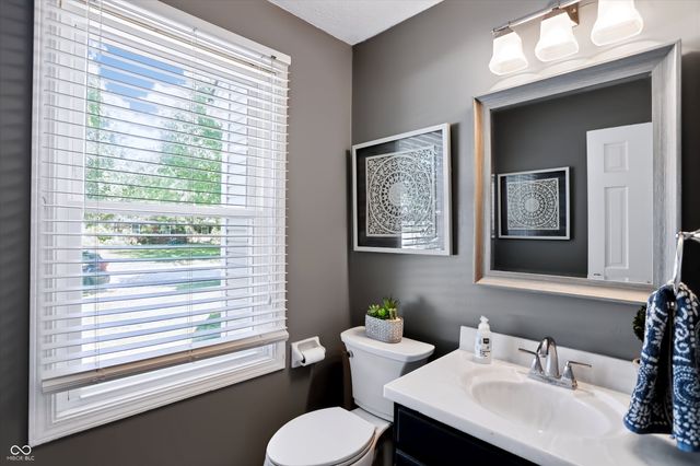 12800 Wembly Road, Carmel, IN 46033