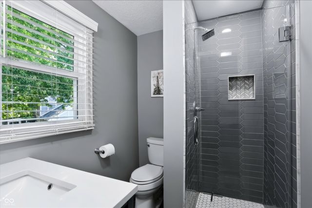 12800 Wembly Road, Carmel, IN 46033