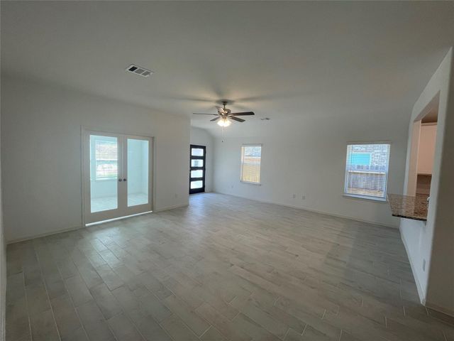2212 Manila Lane, Texas City, TX 77568