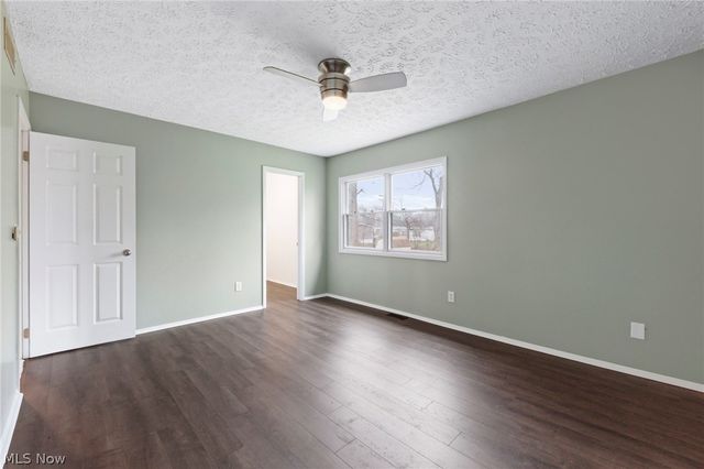 26772 Skyline Drive, Olmsted Twp, OH 44138