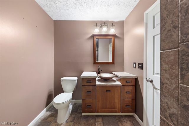 26772 Skyline Drive, Olmsted Twp, OH 44138