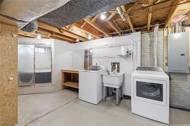 26772 Skyline Drive, Olmsted Twp, OH 44138