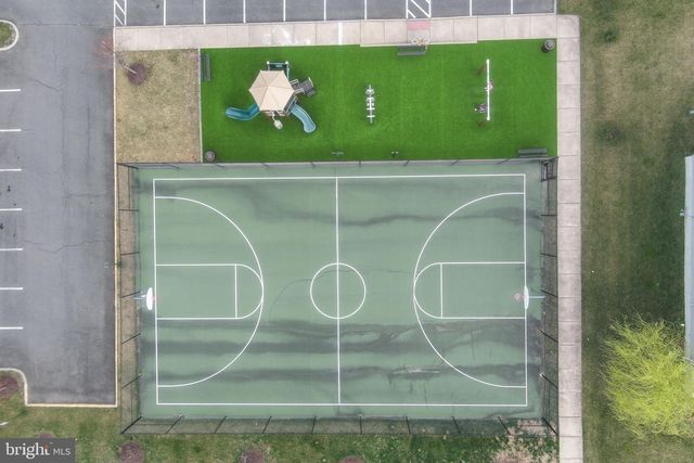 4513 COTSWOLD MANOR LOOP, Woodbridge, VA 22192