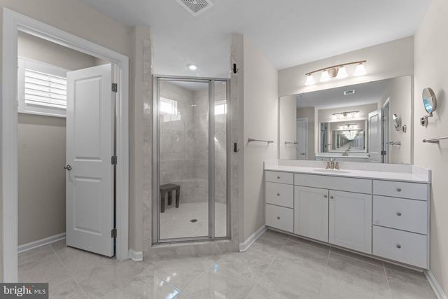 4513 COTSWOLD MANOR LOOP, Woodbridge, VA 22192