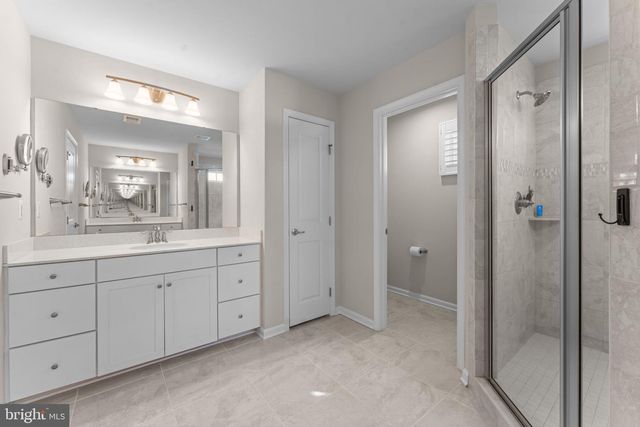 4513 COTSWOLD MANOR LOOP, Woodbridge, VA 22192