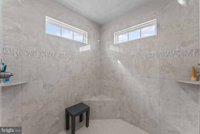 4513 COTSWOLD MANOR LOOP, Woodbridge, VA 22192