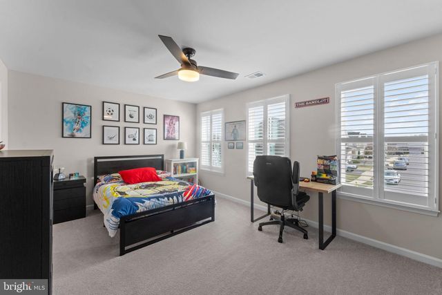 4513 COTSWOLD MANOR LOOP, Woodbridge, VA 22192